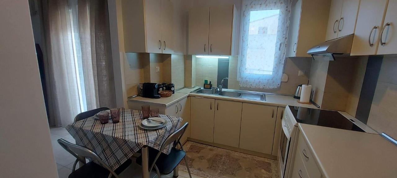 Central Comfy Home Kalamáta Buitenkant foto